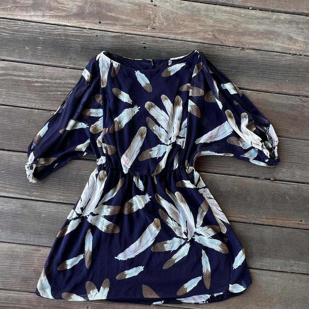 Trac Navy Feather Print Dress